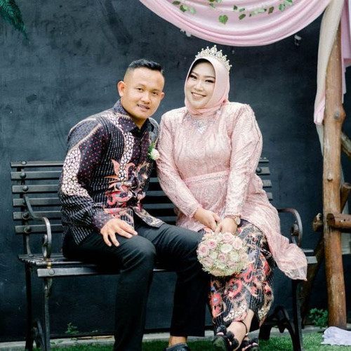 DESSY PURNA KURNIASARI&ALFIAN RAIH NUANSA.jpg