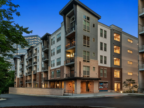 C229510 1160 Hammond DUSK EXTERIOR 02.jpg