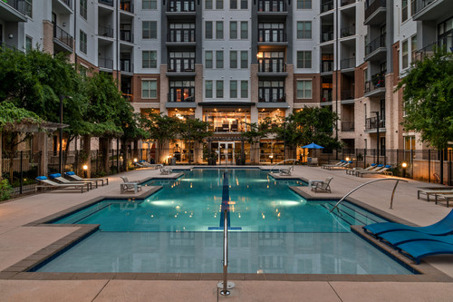 C229510 1160 Hammond DUSK POOL 02.jpg