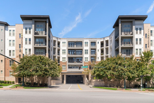 C229510 1160Hammond EXTERIOR 02 03.jpg