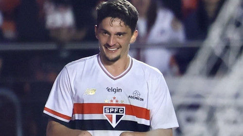 AGIF25073120050161 2 aspect ratio 512 320.jpg