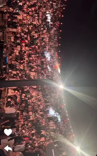 eHRIqIoabkO2RAtN.jpg