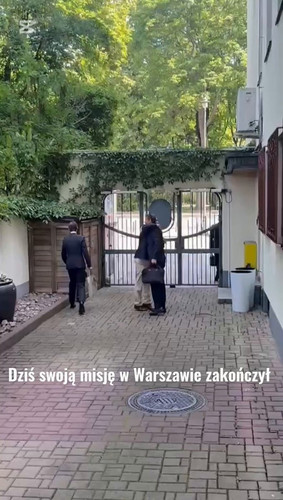 gIY11Dft01b8ZZ2c.jpg