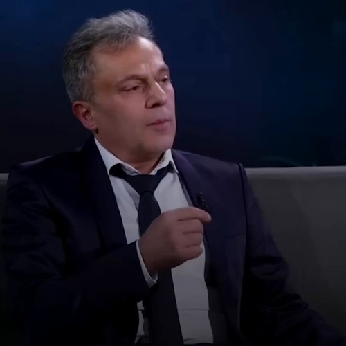 uZM6Qsbjeq78hLZB.jpg