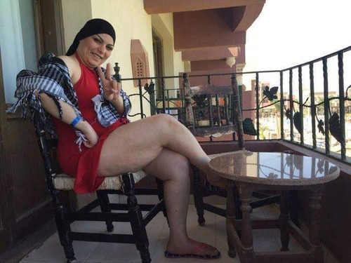 تسريبات صور نودز مصري من البومات شخصية فيها البزاز والكس باينين FgbjeJS