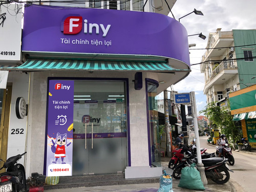 Finy 11b.jpg