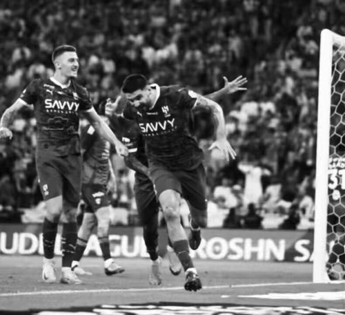 kQd6o C0Rv7yzXfM.jpg