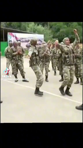 pJC8NIot6mnv9ehy.jpg