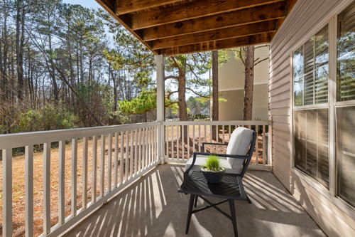 C200570 AslanOnTheRiver 2904 2B2B BALCONY 03 VS.jpg