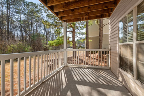 C200570 AslanOnTheRiver 2904 2B2B BALCONY 03.jpg