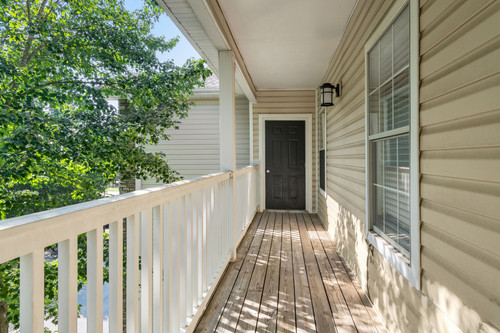 C195540 ArborPlace 3B2B 333 BALCONY 03.jpg