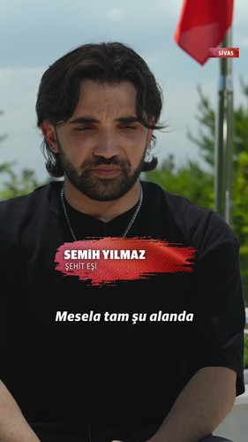 G997Eh6UOTmSOLKF.jpg