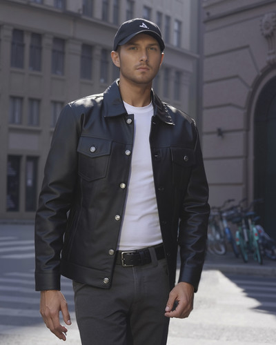 Mens Fernando Black 2.jpg