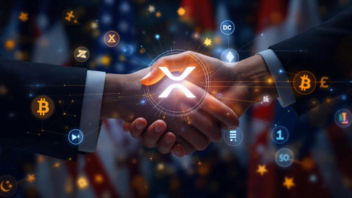 E8 IDJQUzeosyc5A.jpg