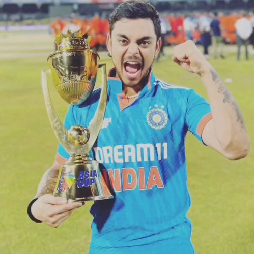 CZY8G46wK mn4d6D.jpg