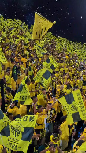 bMHWm V W 2iODat.jpg