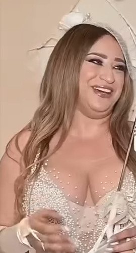 فرق بزاز البلوجر هيا Fh97E8u.md