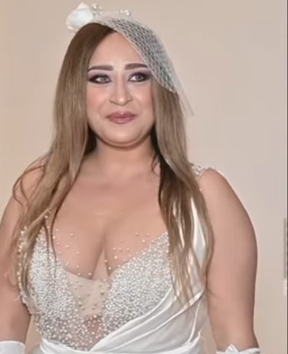 فرق بزاز البلوجر هيا Fh9auLl.md