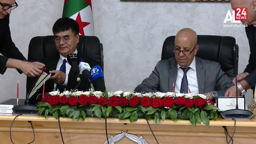 cDH3DeSD emWHJBI.jpg