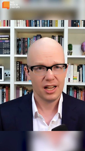 2nQaKs4iLlck8OJ .jpg