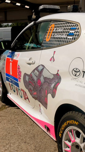 tE70wfp63VpEJNJa.jpg