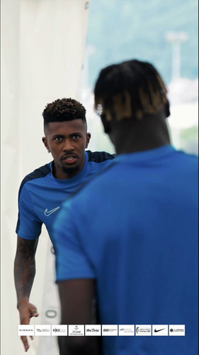 q N2vfrsm0YDn25E.jpg