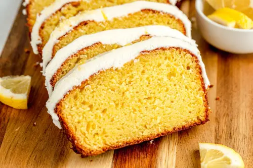 starbucks lemon loaf2 resize 22.webp