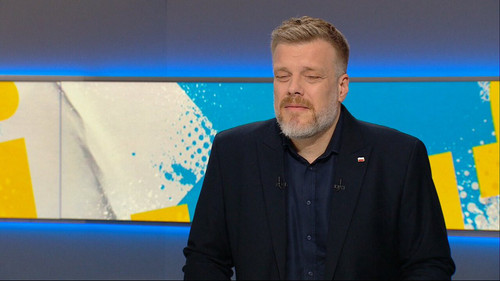 AW0R25 qHzaAUG5l.jpg