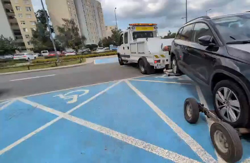 q8OQg3aOgYhqDR X.jpg