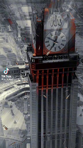 gyNTJw kmoE6iWlL.jpg