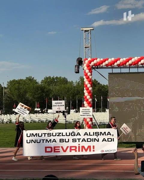 518018085 1191878446307623 2031655496963060767 n.jpg?stp=dst jpg s600x600 tt6& nc cat=110&ccb=1 7& n.jpg