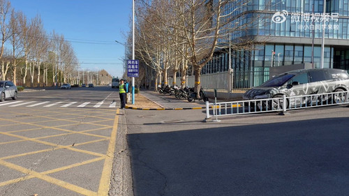 SBBM77T2zByJHK a.jpg