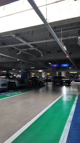 qh617mWnlfKtkNFF.jpg