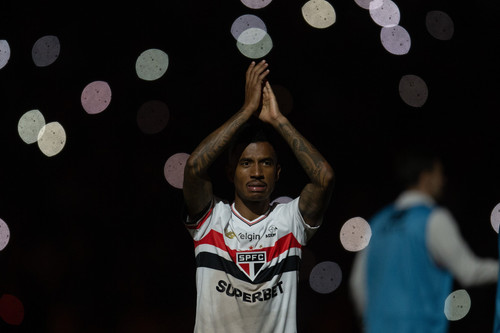 São Paulo perde para o Athletico por falhas próprias na Copa do Brasil