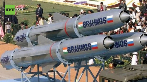 jSpzhaWzaJF2KUX .1
