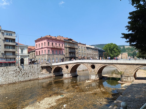 GuhVAl9XMAA7Cp6?format=jpg.jpg