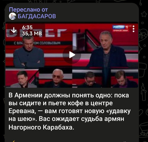 GuWexqgXkAAOfzk.jpg