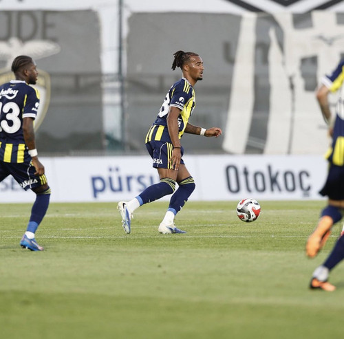 GxvS4LgX0AALMc9.jpg