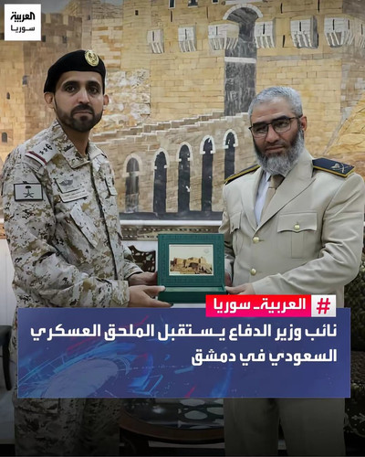GxwSfoOW8AEmK q.jpg