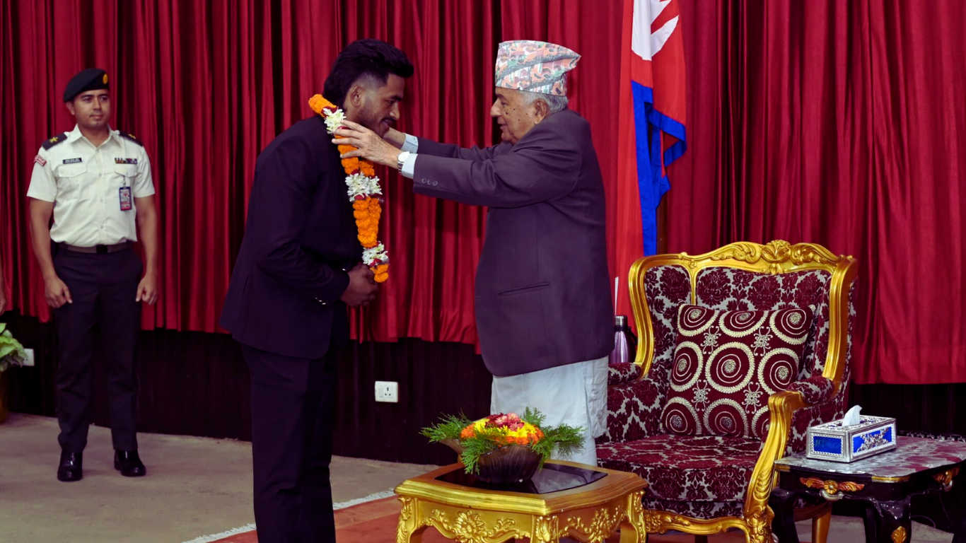 एमएफएन च्याम्पियन रविन्द्र ढाँटलाई राष्ट्रपतिद्वारा सम्मान