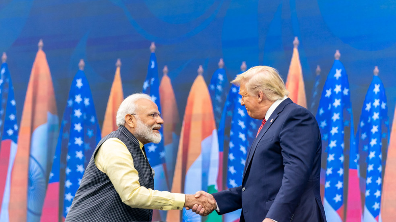 अमेरिकाले भारतमाथि थप २५ प्रतिशत कर लगायो, रुससँगको तेल व्यापारलाई लिएर विवाद