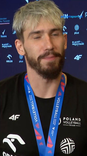 09Khh4y21qBUfpbH.jpg