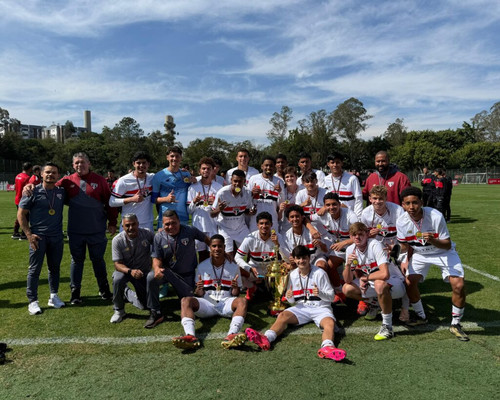 São Paulo vence Ituano e conquista a Copa New Balance sub-17 em Cotia