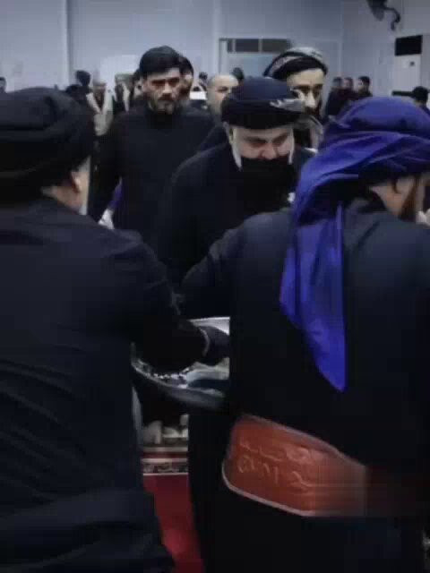 1zjLsct2iLWMLoc1.jpg