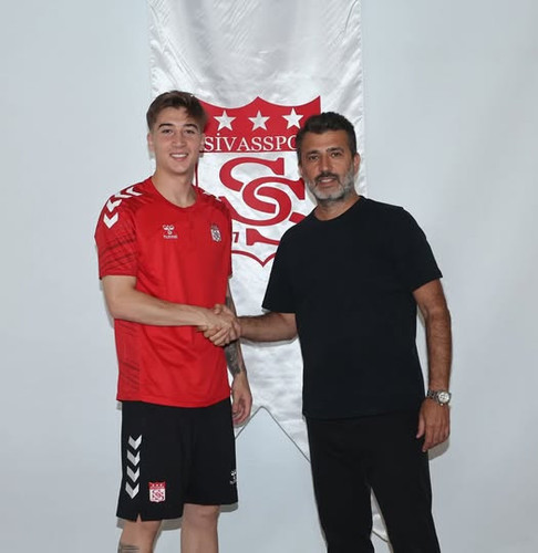 518995236 1068697732046405 3014253435830016593 n.jpg?stp=dst jpg p180x540 tt6& nc cat=107&ccb=1 7& n.jpg