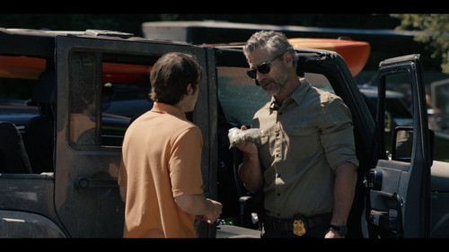 Untamed.S01E02.Jane.Doe.1080p.NF.WEB DL.CZ EN.DD+5.1.H.264 playWEB.mkv snapshot 07.30 [2025.07.18 18.jpg