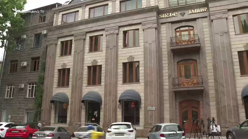 B hTB6Z1ti13NG x.jpg