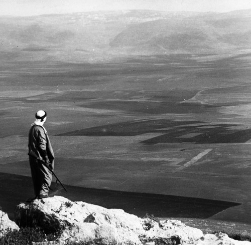 A View from Hill Moreh to Nazareth Over the Plains of Esdraelon (1915).jpg