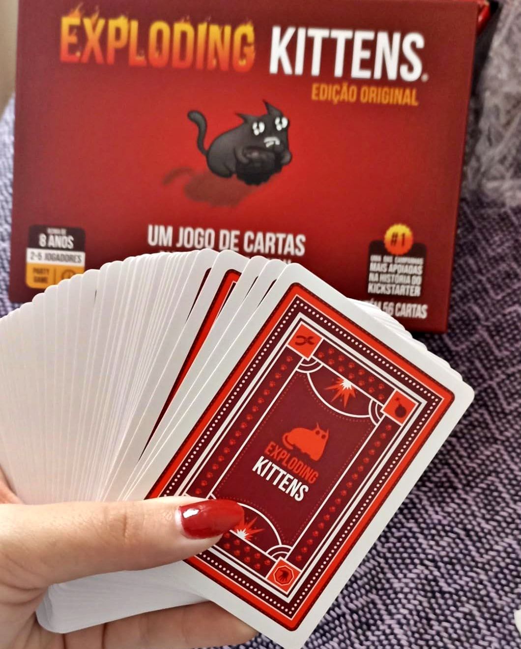 Galapagos, Exploding Kittens, Jogo de Cartas para Amigos, 2 a 5 jogadores, 15 minutos por partida Galapagos, Exploding Kittens, Jogo de Cartas para Amigos, 2 a 5 jogadores, 15 minutos por partida