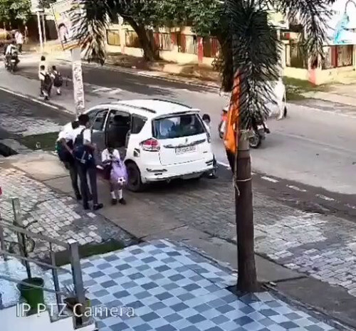 XwqnS9KUOORiYhkq.jpg